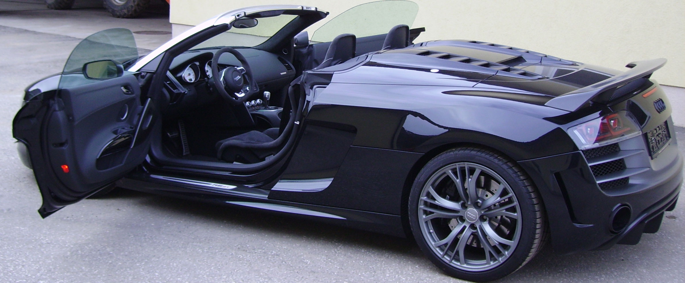 Audi R8